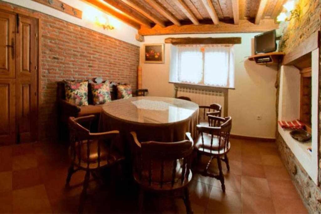 Casa Tia Modesta Es Una Calida Y Acogedora Casa Cabezas Bajas Exterior photo